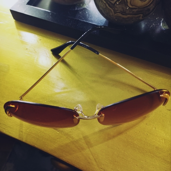 "Phenomenal Woman" Sunnies by HCB - Picture 2 of 4